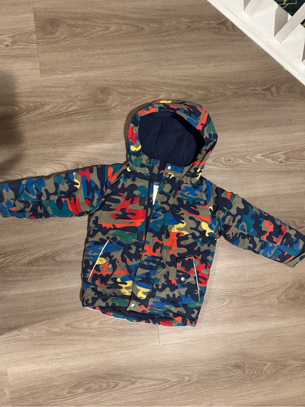 Boys Hanna Andersson Bright Camouflage Insulated Hooded Puffer Jacket Snow 5Y